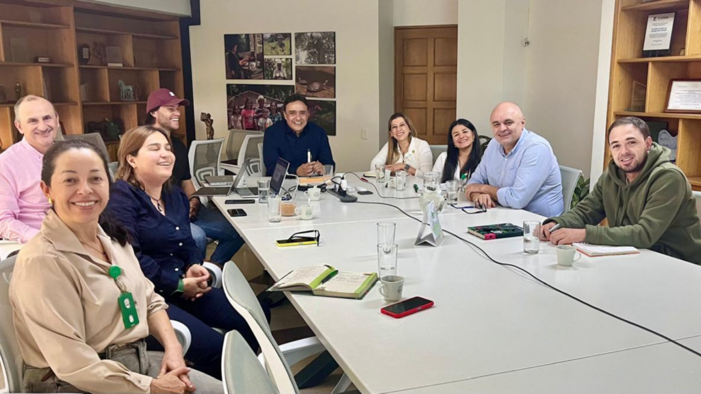 Cornare-se-reune-con-Alianza-Oriente-Sostenible-y-Corpohass-Cuales-son-los-resultados