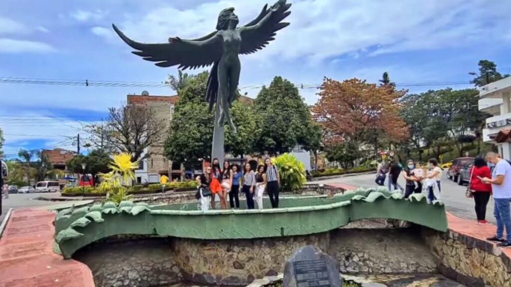 El-Peñol-celebra-sus-310-años-de-Fundación-con-literatura-periodismo-y-cine