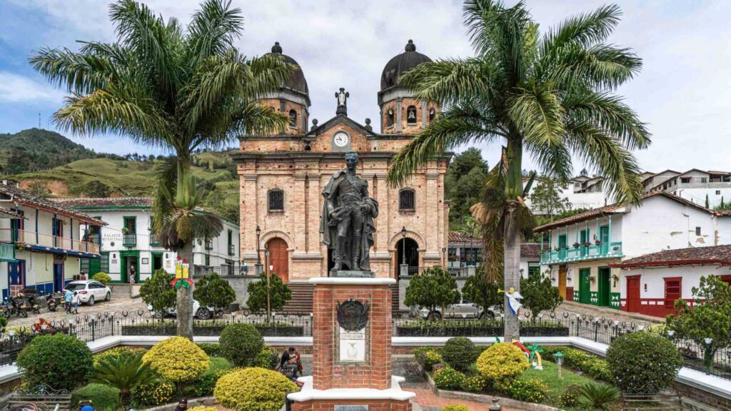 Gobernacion-de-Antioquia-conmemorara-el-20-de-Julio-en-Concepcion-cuna-de-Jose-Maria-Cordova