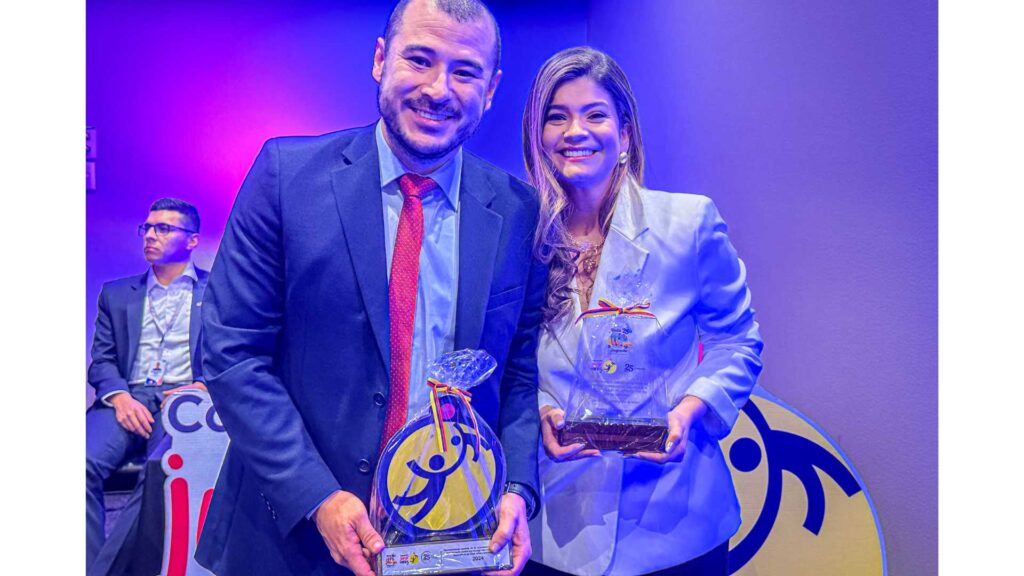 Guatape-recibe-reconocimiento-en-el-Concurso-Gobernantes-Comprometidos-con-la-Niñez