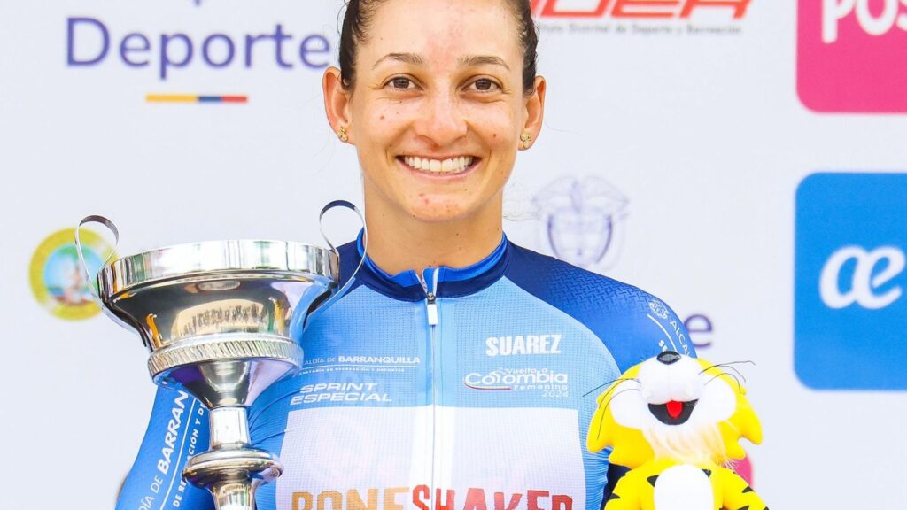 Ella-es-Katherin-Montoya-campeona-del-Sprint-Especial-de-la-Vuelta-a-Colombia