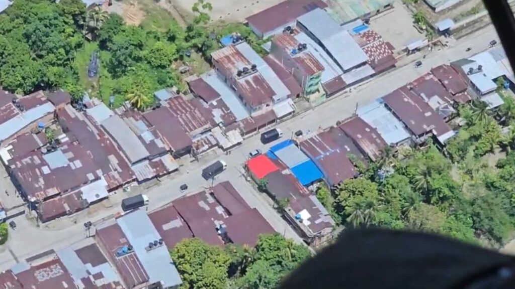 Fuerza-Aerea-Colombiana-brinda-ayuda-humanitaria-al-Choco