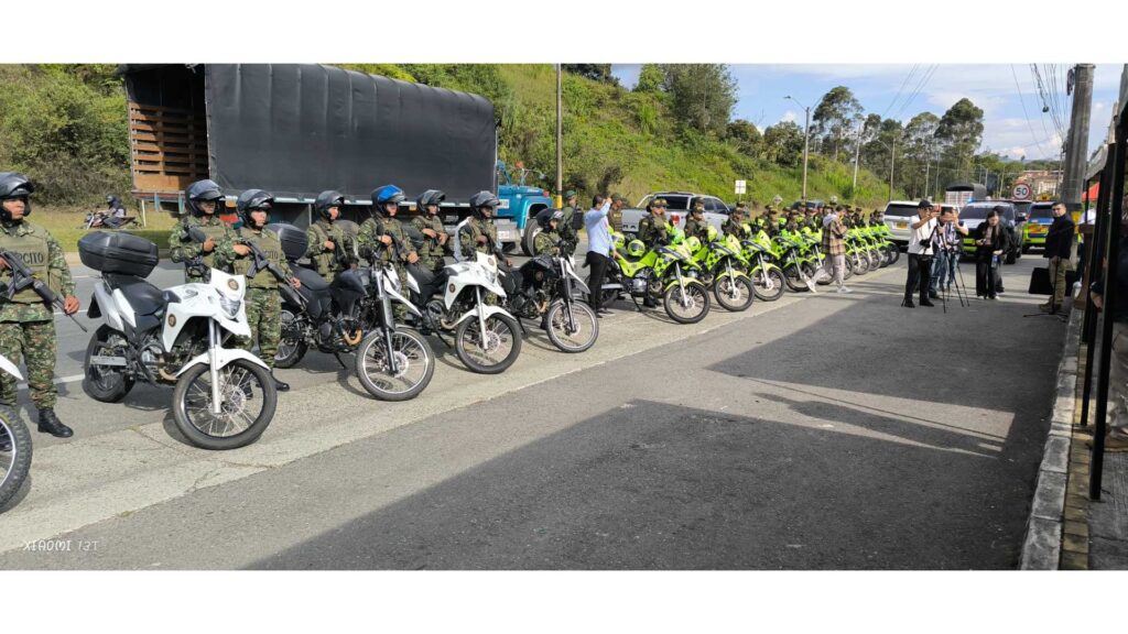Gobernador-inauguro-primer-Empas-del-Oriente-Antioqueño-operara-en-la-zona-Paramo