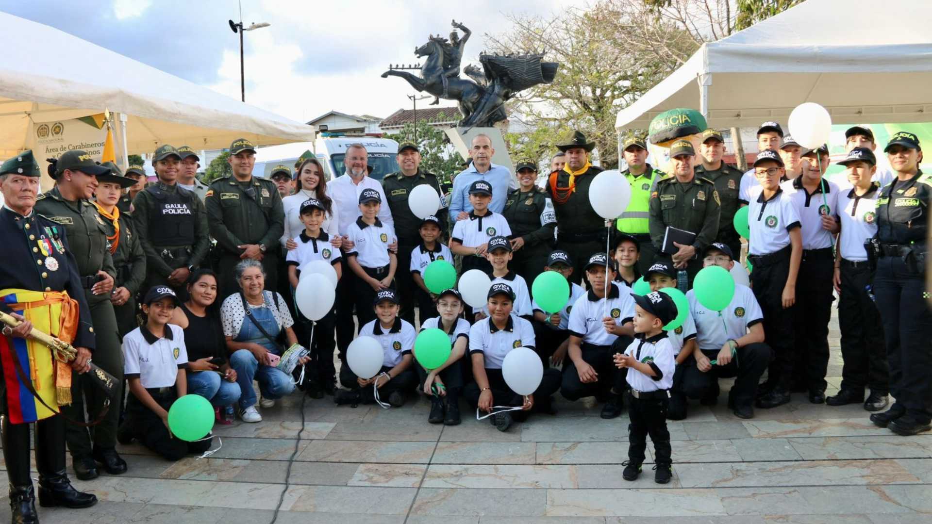 Policia-Comunitaria-el-nuevo-modelo-nacional-de-servicio-de-policia-en-Colombia