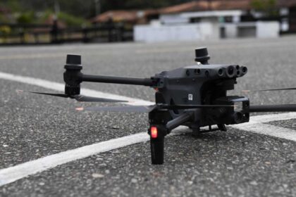 Recuerde-el-uso-de-drones-cerca-de-unidades-militares-está-prohibido