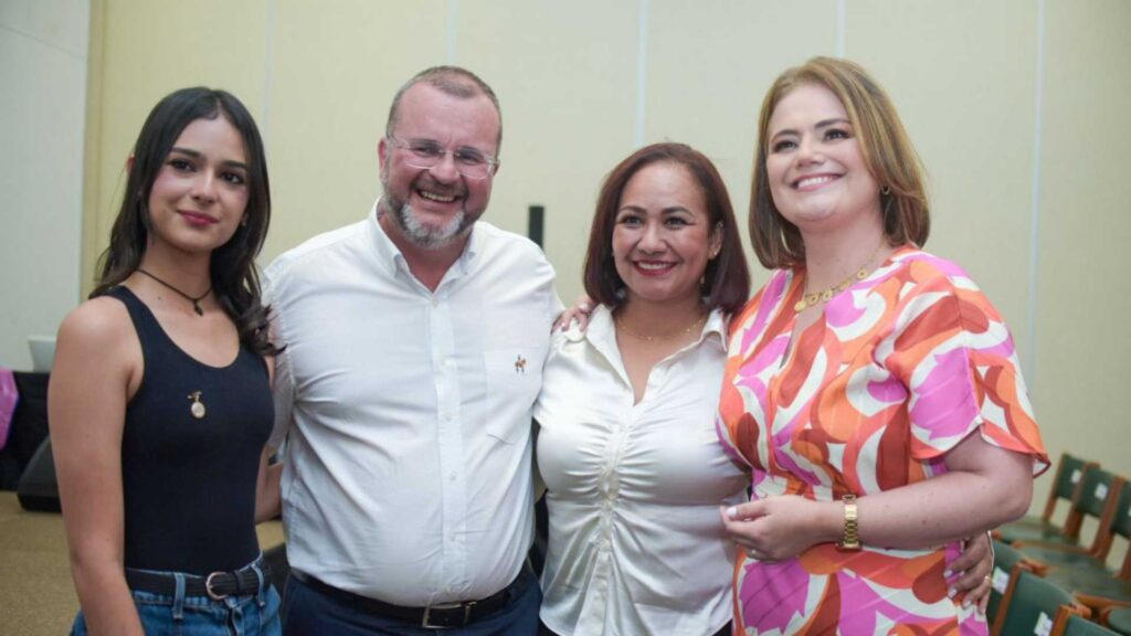 Rionegro-lanza-estrategia-CreeSiendo-para-prevenir-el-embarazo-adolescente