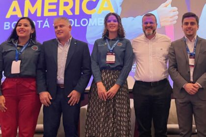 Rionegro-presento-ponencia-sobre-Movilidad-Sostenible-en-Foro-de-la-UNESCO